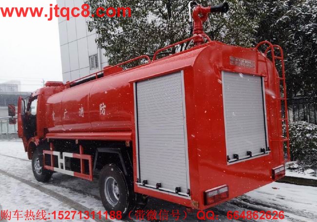 東風大多利卡森林消防車(6-8T)車輛設(shè)計精巧,外型美觀,線條流暢,整體式框架結(jié)構(gòu);機動性能強,環(huán)保性能好,人性化設(shè)計,器材布置合理,取用方便;
