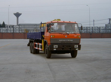 東風后八輪雙橋隨車吊(隨車起重運輸車)