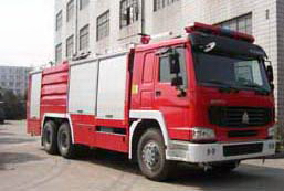 重汽豪濼雙橋干粉消防車(chē)