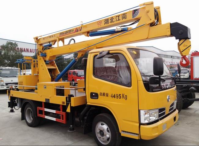 東風(fēng)12米上藍(lán)牌升降車